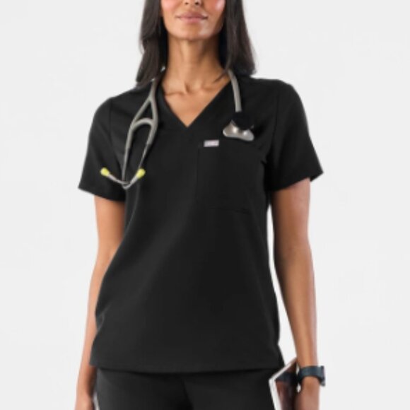 Figs 'Catarina' One-Pocket V-Neck Short Sleeve Scrubs Top in Black Size Medium - Picture 1 of 7